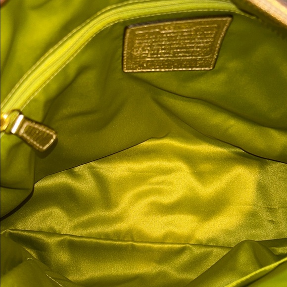 Coach Poppy Legacy Heritage Striped Tote - Picture 15 of 17